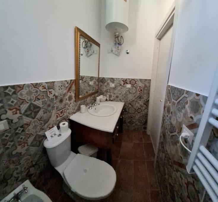 Casa Vacanze Vico Minaudo Катания Экстерьер фото